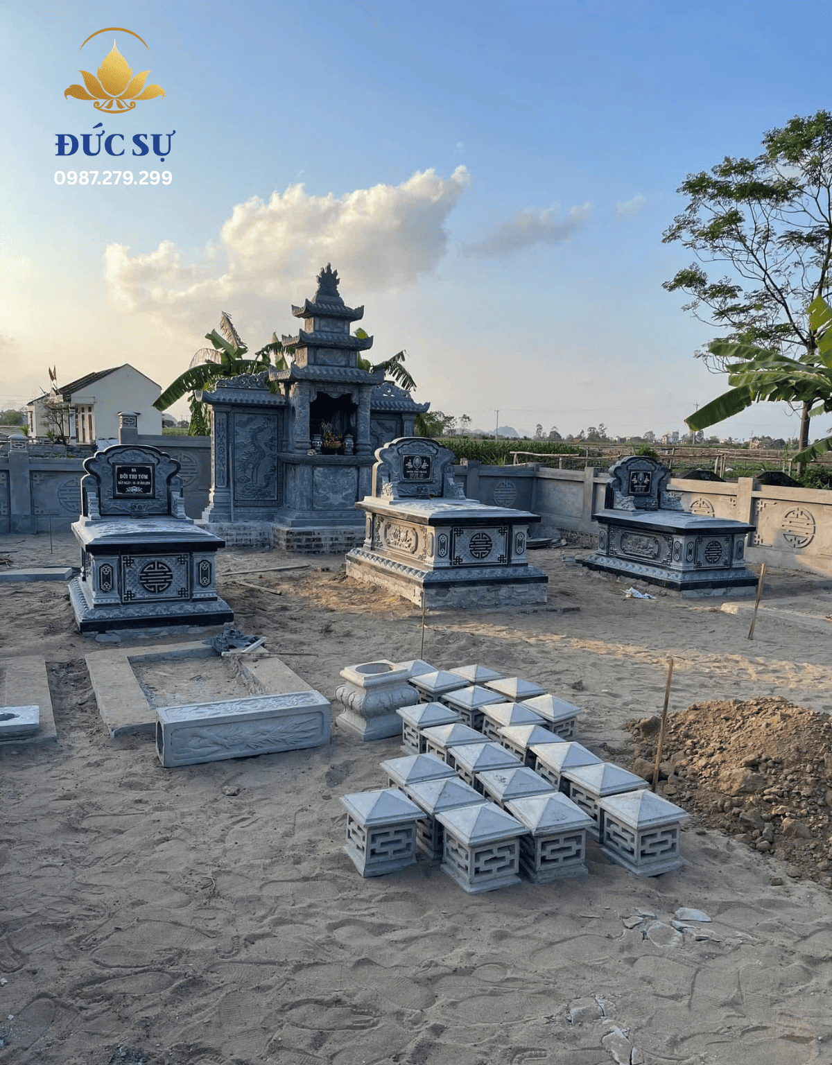 Khu Lăng Mộ Đá Xám Ghi DS036
