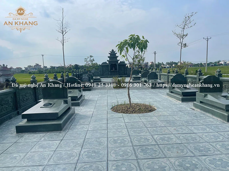lăng mộ đá xanh rêu
