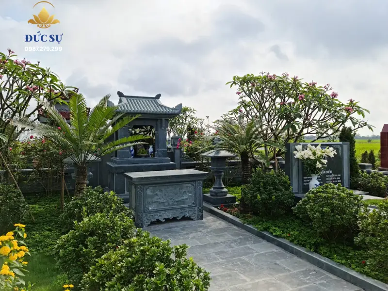 khu lăng mộ đá kết hợp tiểu cảnh đẹp
